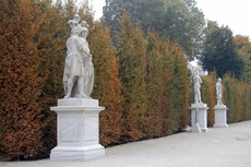 Schloss Schönbrunn_Schlossgarten_04.JPG